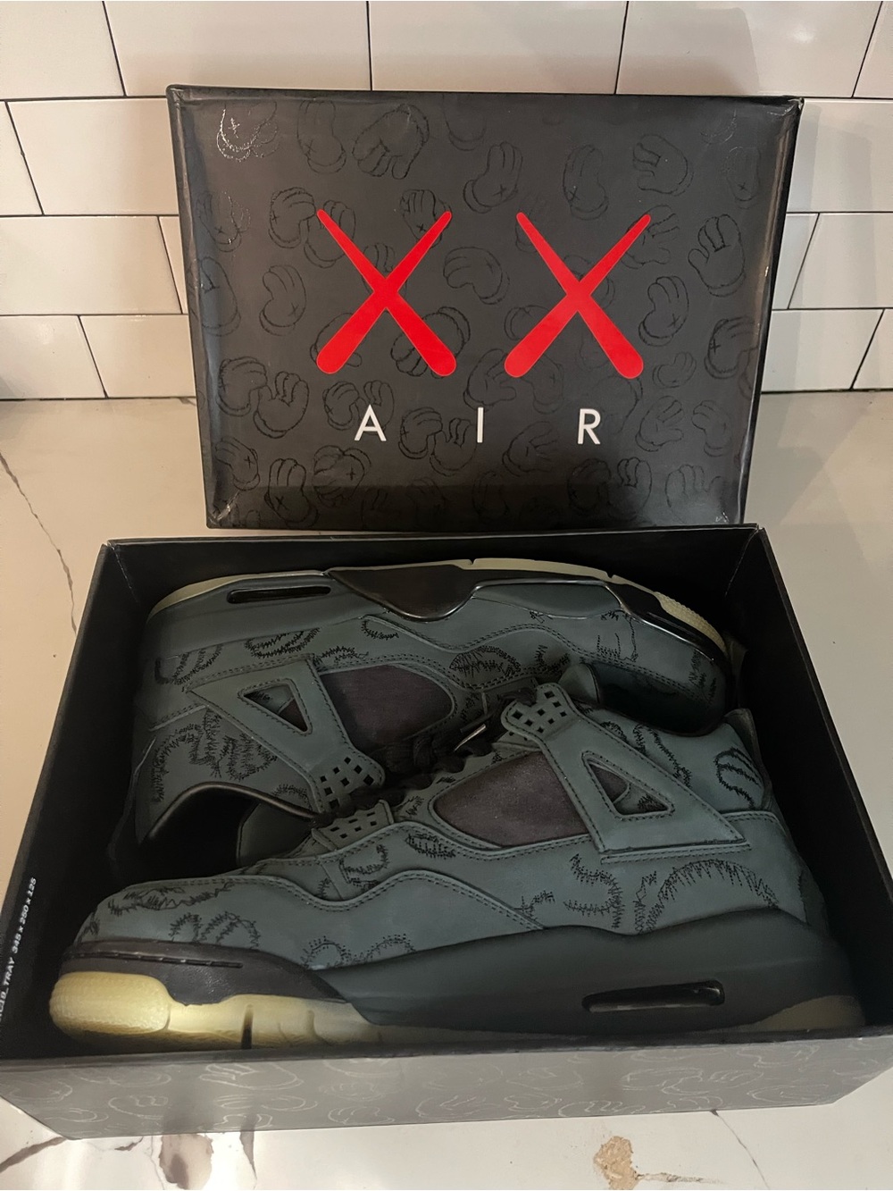 Men’s Retro 4 Green Kaw Size 14. - Picture 2 of 8